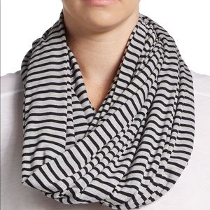 FLASH SALE ❗️VINCE Infinity Scarf